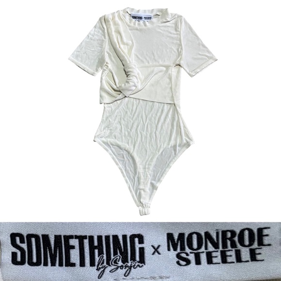 SOMETHING BY SONJIA X Monroe Steele Bodysuit Women’s Size Small In Off-White - Picture 1 of 6